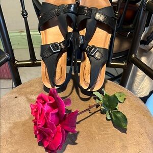 Elegant Black Sandals with Glitter Straps